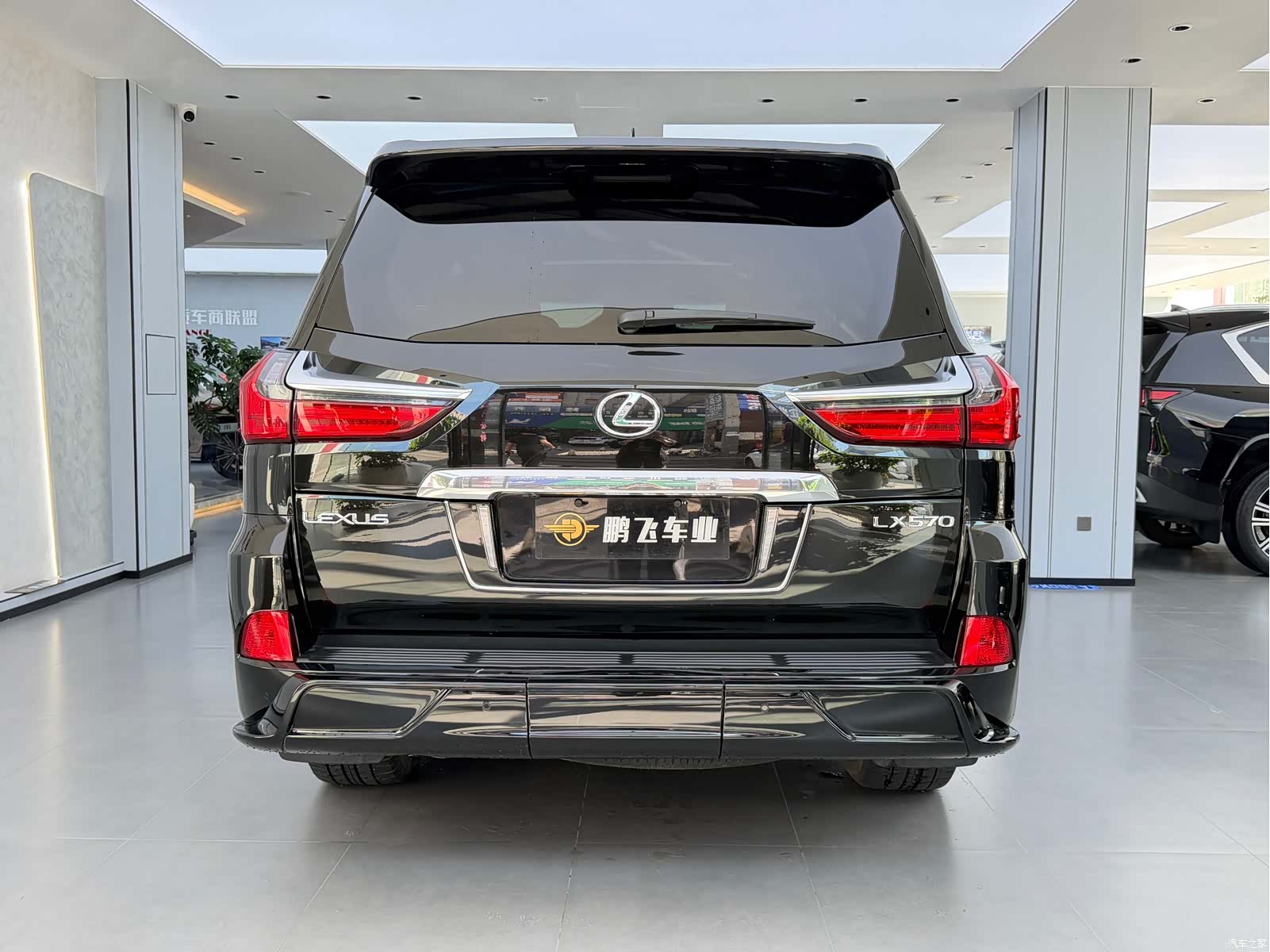 Lexus LX, 2020 3
