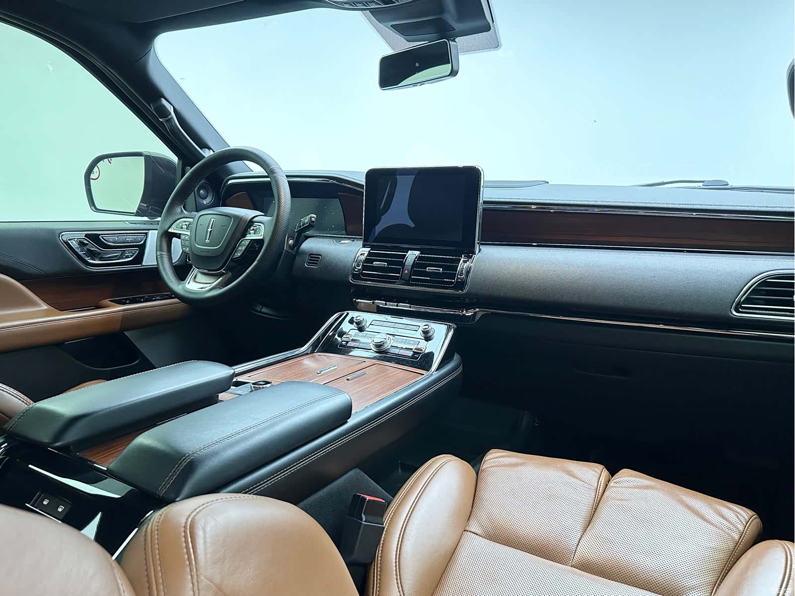 Lincoln Navigator, 2021 все фото
