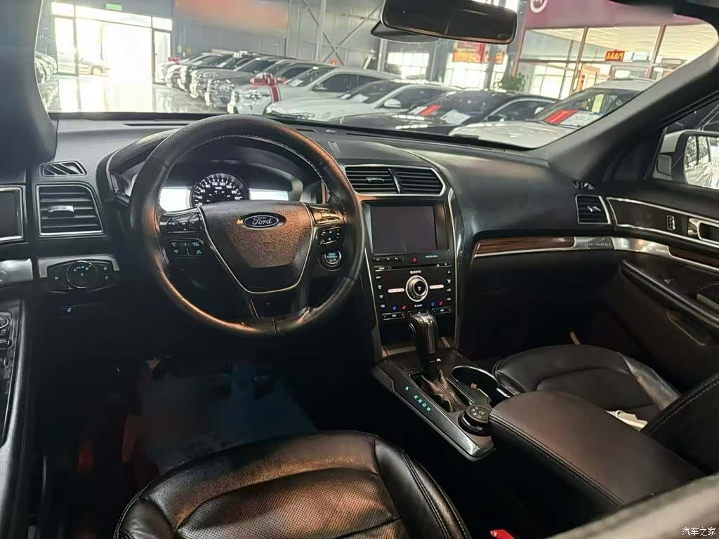 Ford Explorer, 2019 8