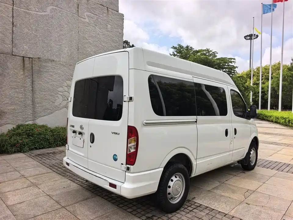 MAXUS Xintu V80