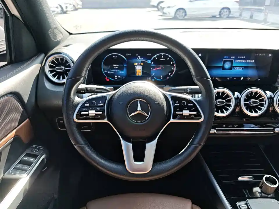 Mercedes-Benz GLB