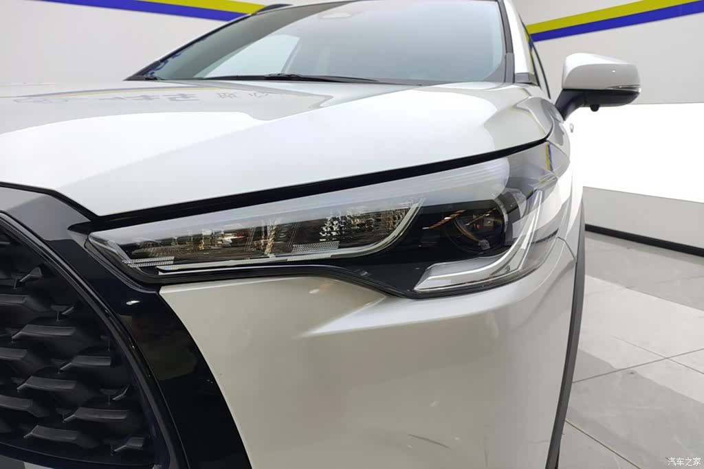 Toyota Corolla, 2024 все фото
