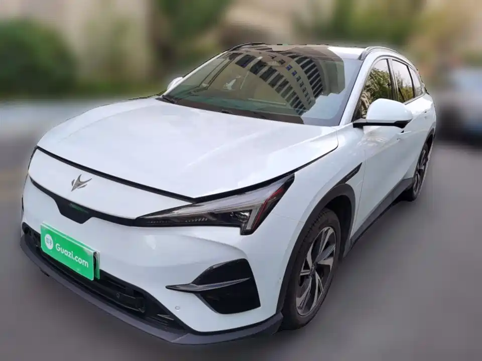 ARCFOX Polar Fox Alpha T5