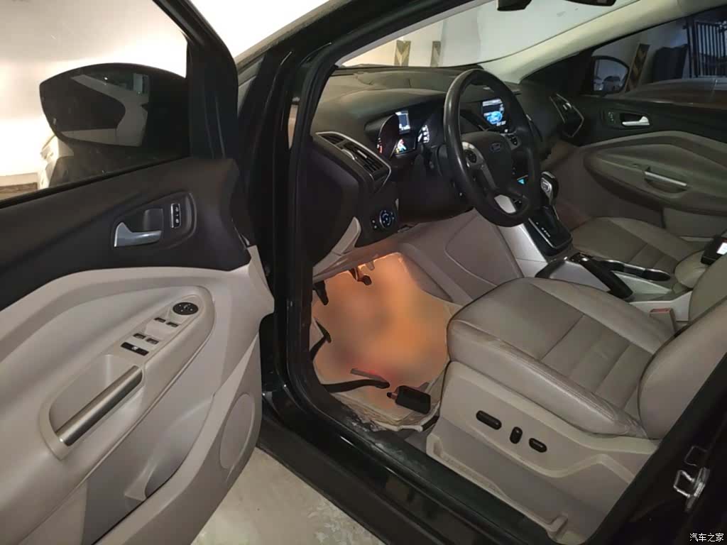 Ford Kuga, 2015 16