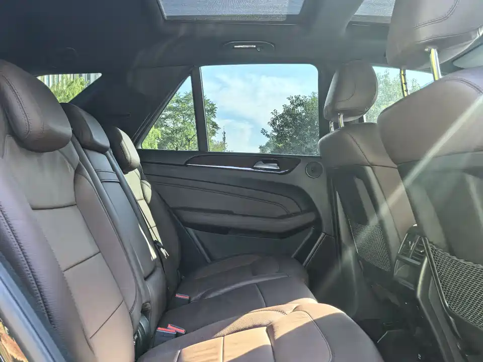 Mercedes-Benz M class