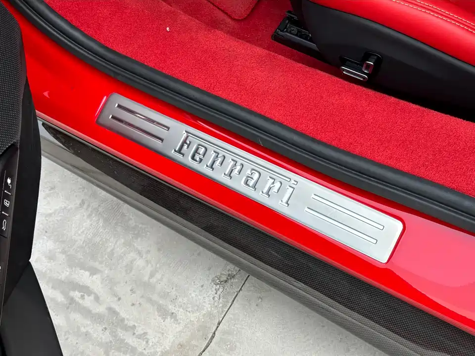 Ferrari 296