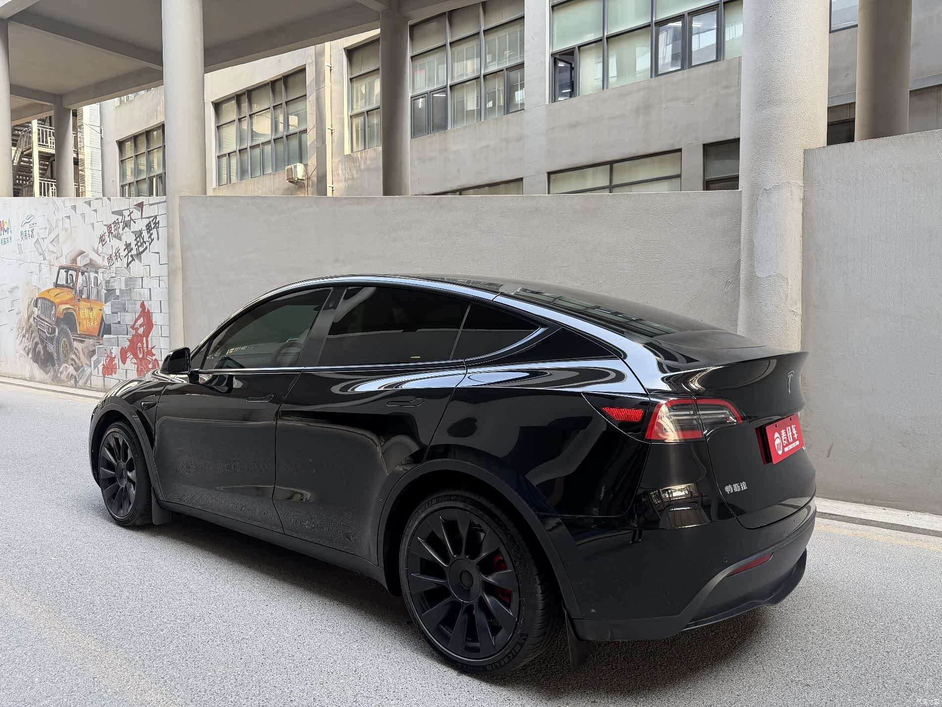 Tesla Model Y, 2021 все фото