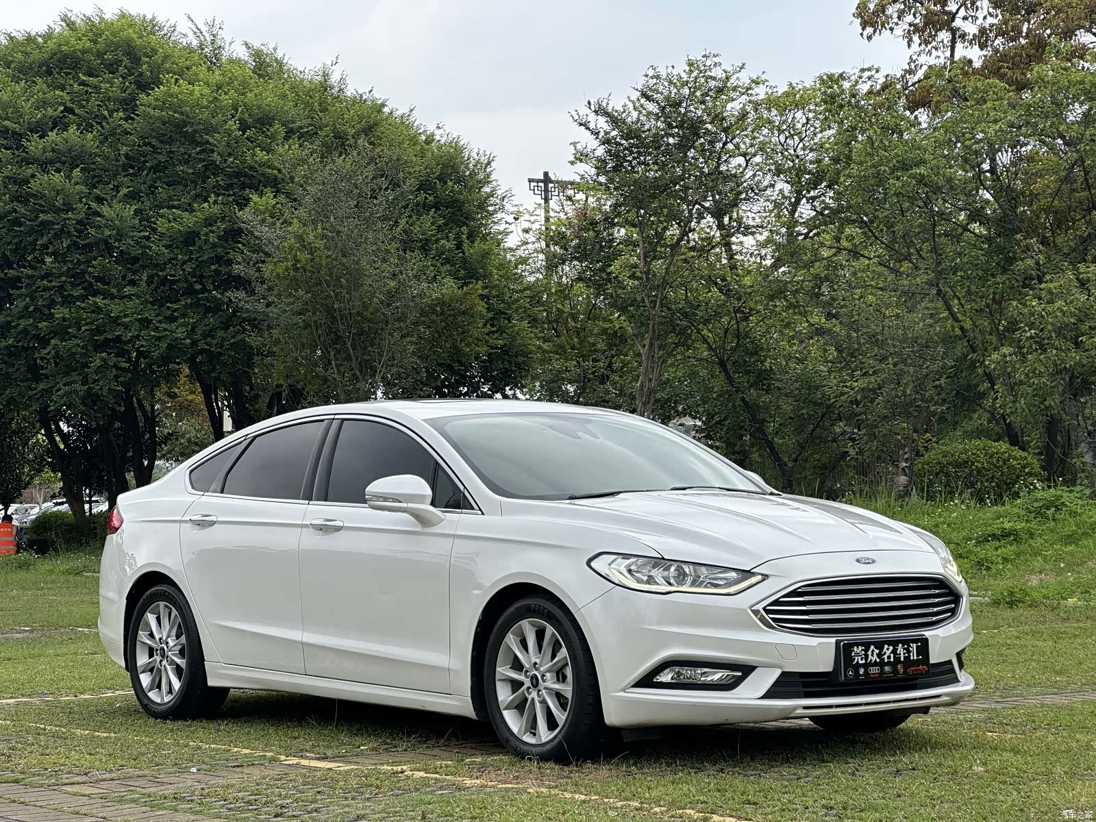 Ford Mondeo, 2018 3