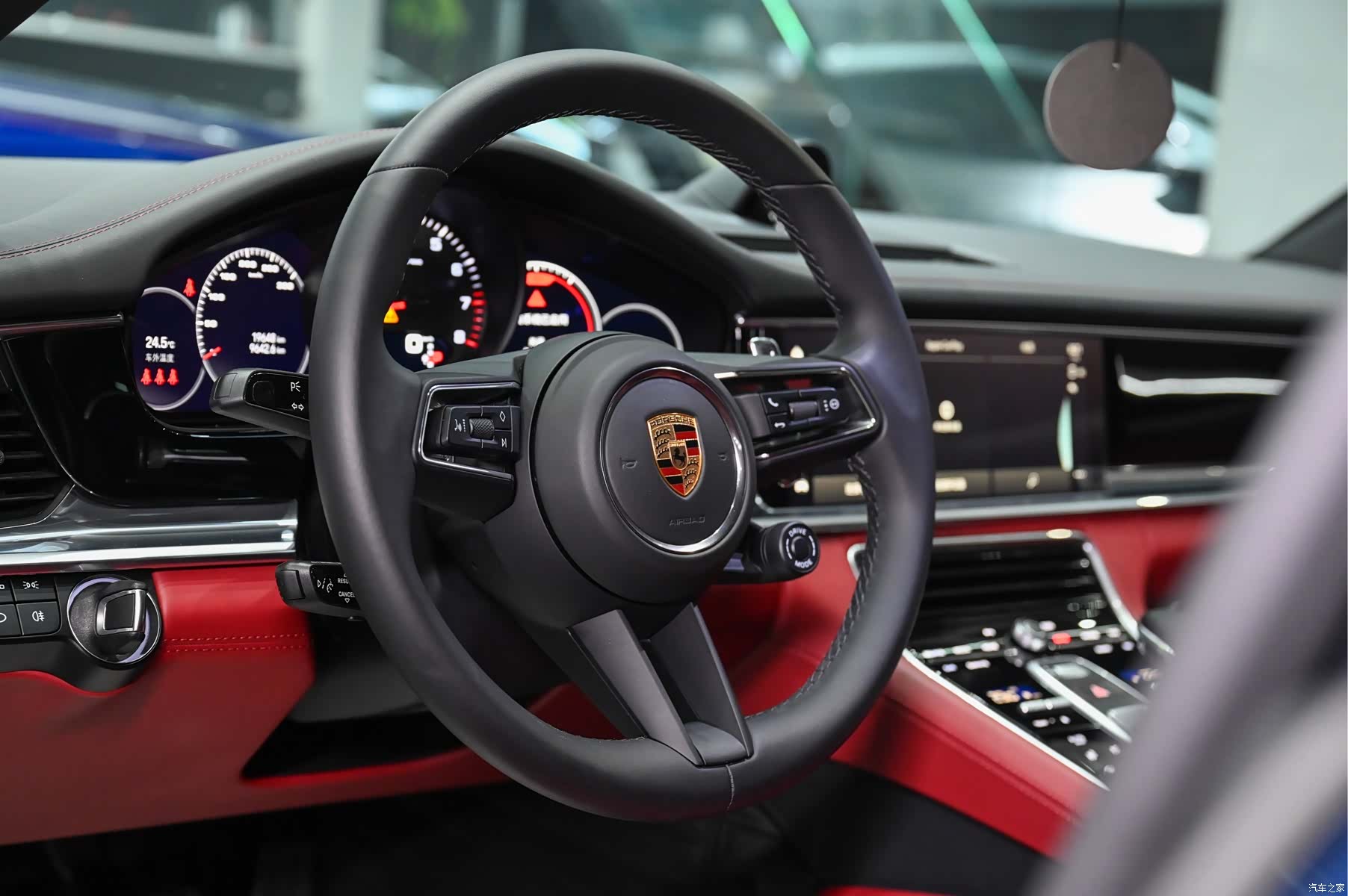 Porsche Panamera, 2024 11