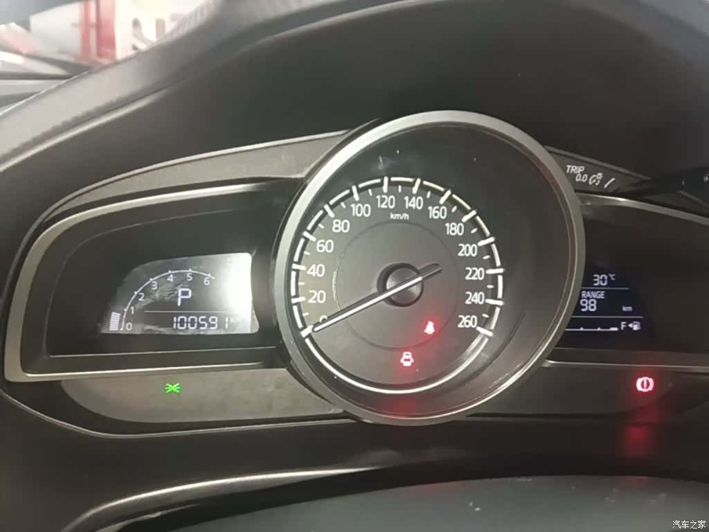 Mazda Mazda3, 2018 12