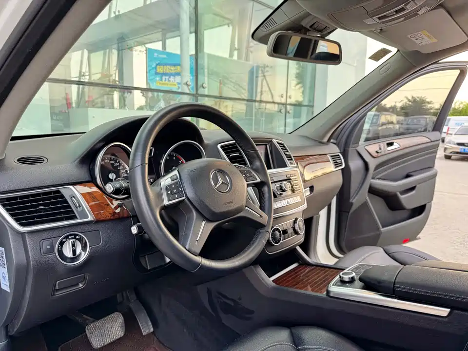 Mercedes-Benz M class Mercedes-Benz M class
