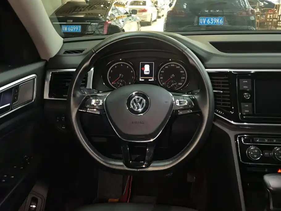 Volkswagen Tourang
