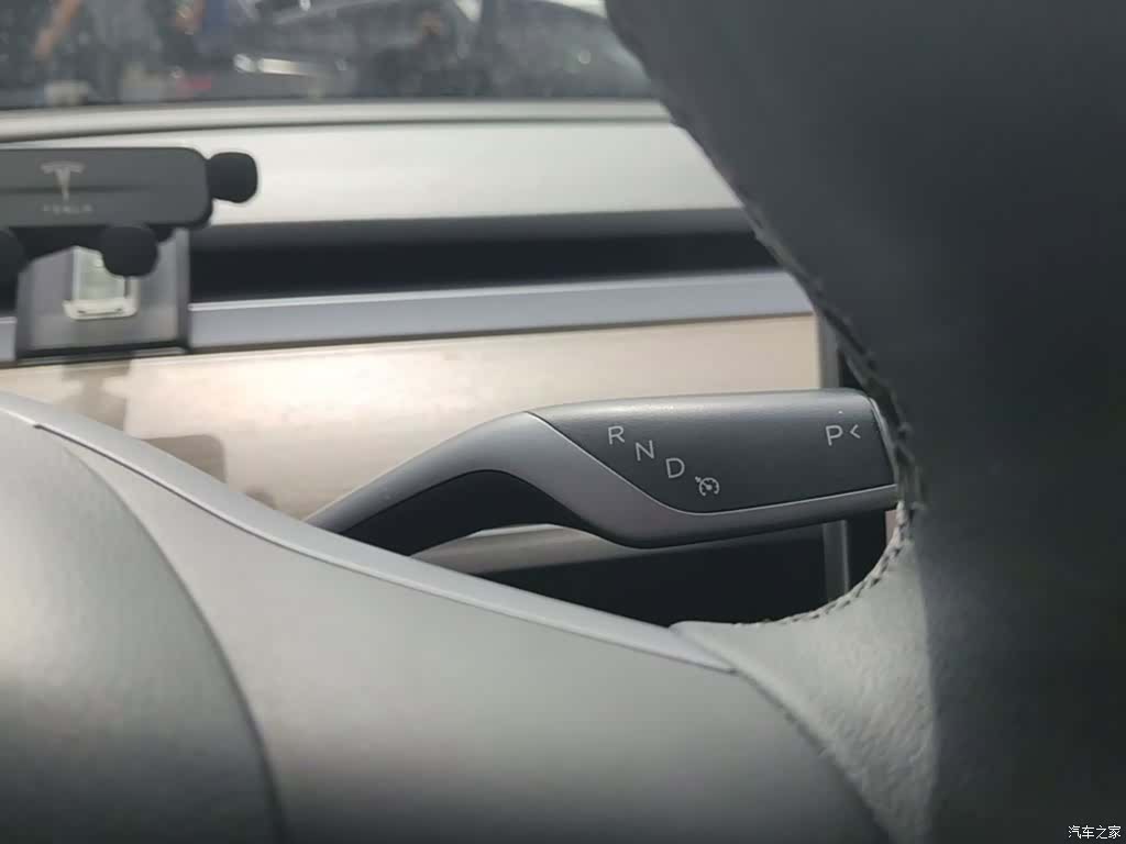 Tesla Model 3, 2023 14