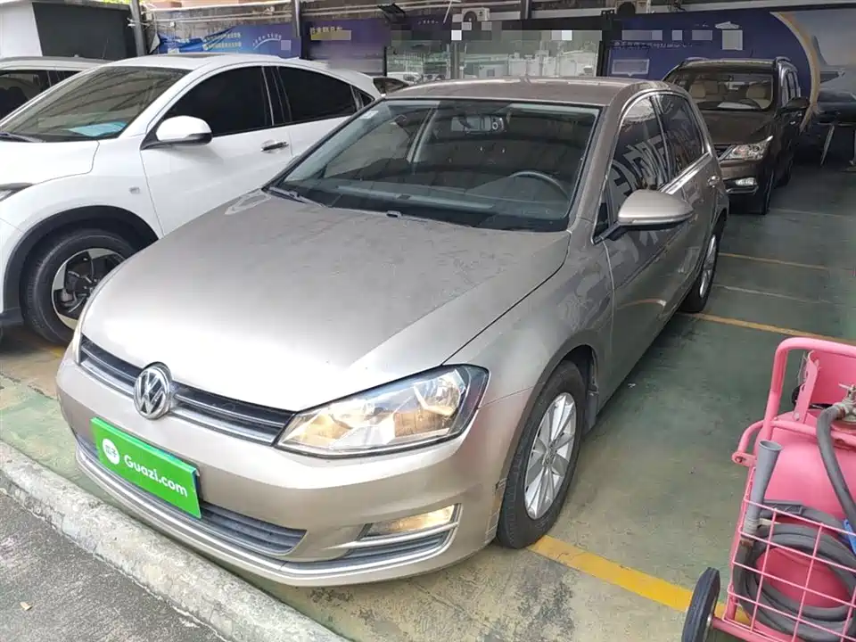Volkswagen golf