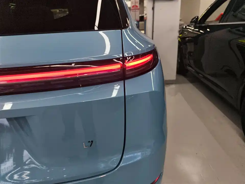 Li Auto Ideal L7