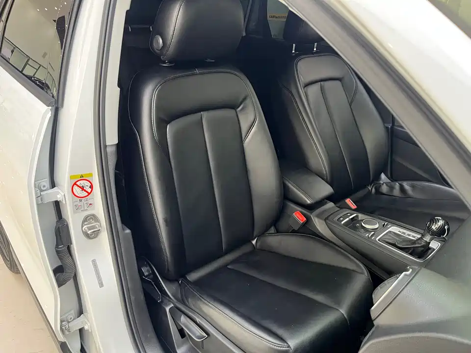 Audi Q2L Audi Q2L