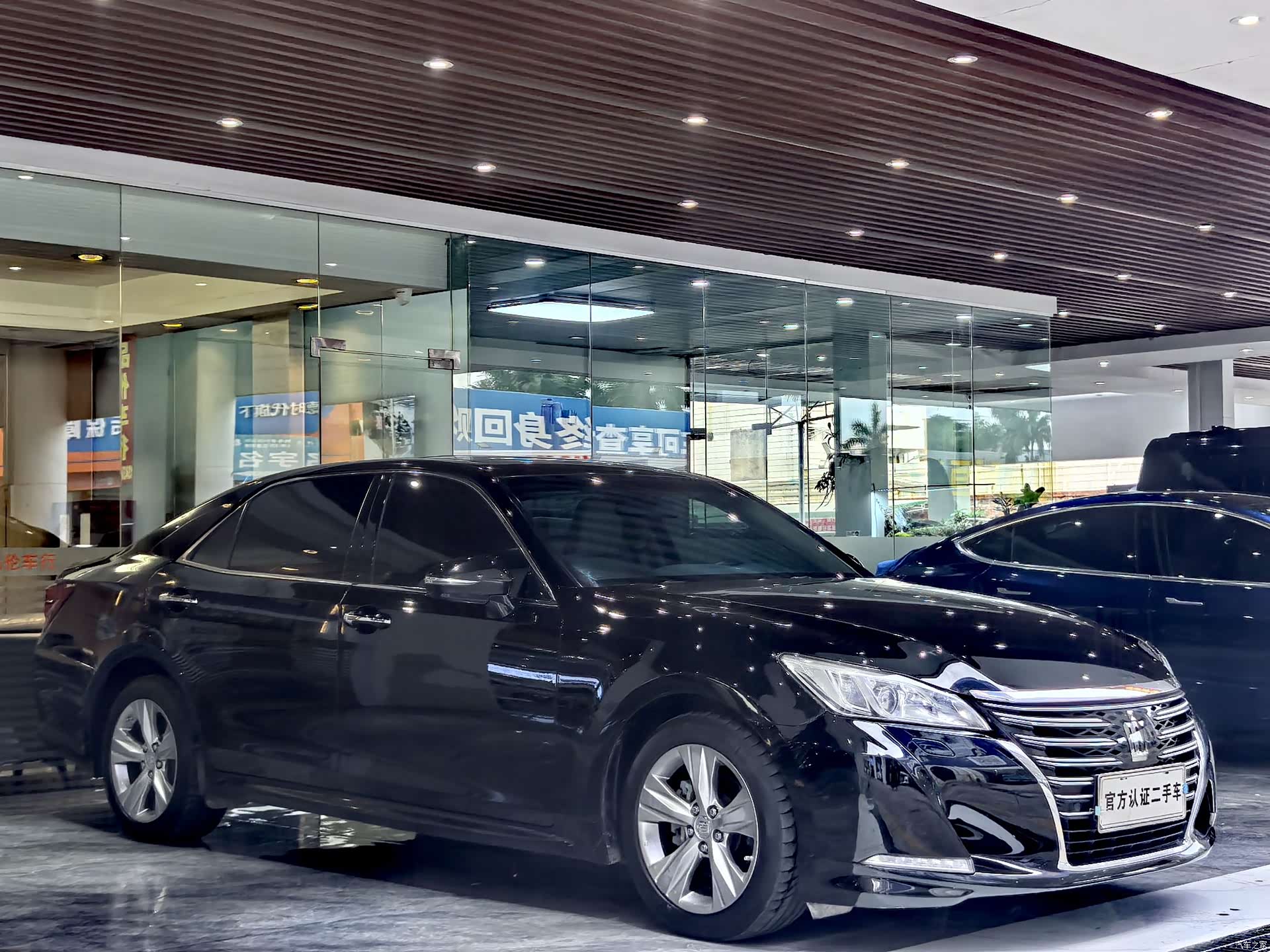 Toyota Crown, 2016 3
