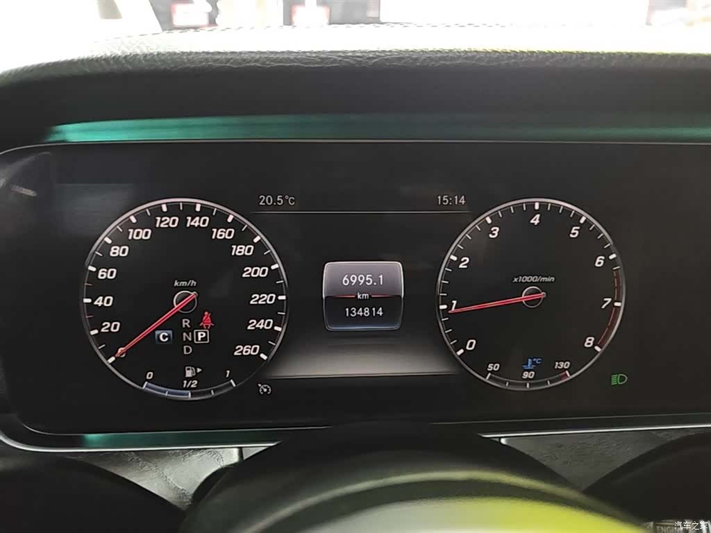 Mercedes-Benz E-Class, 2019 12