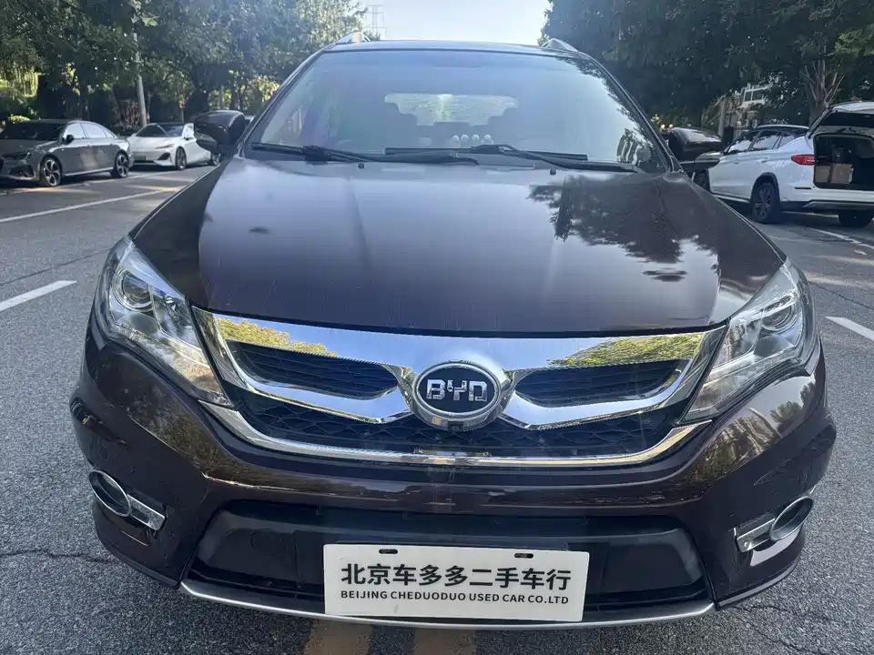 BYD S7