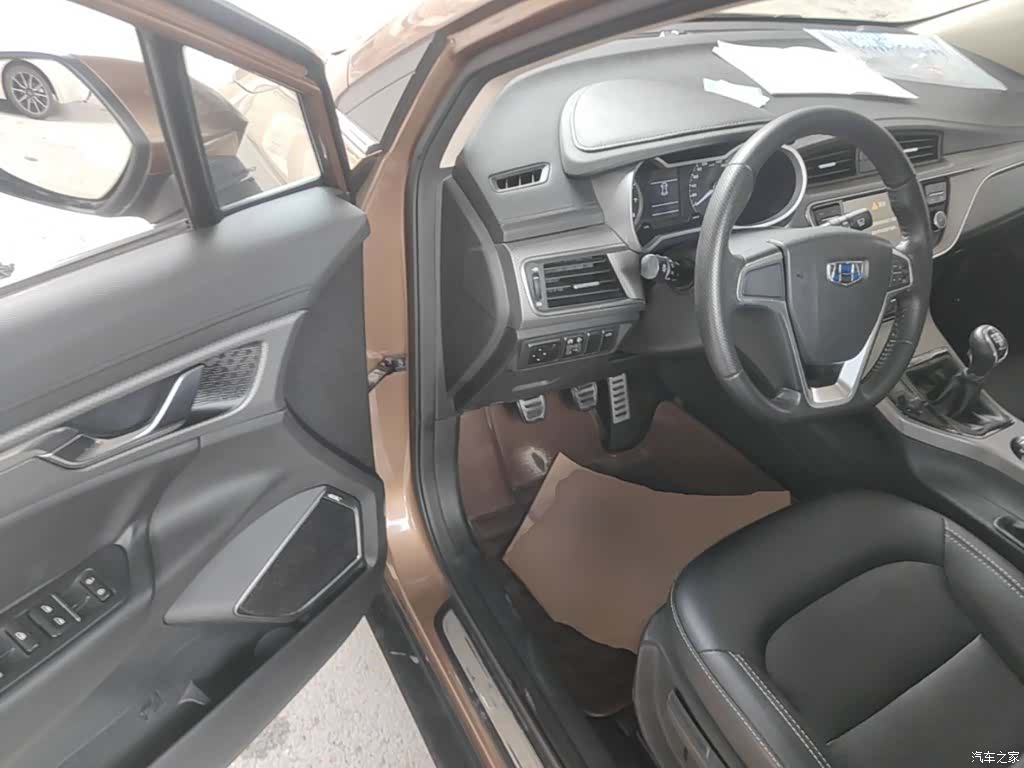 Geely Emgrand, 2016 16