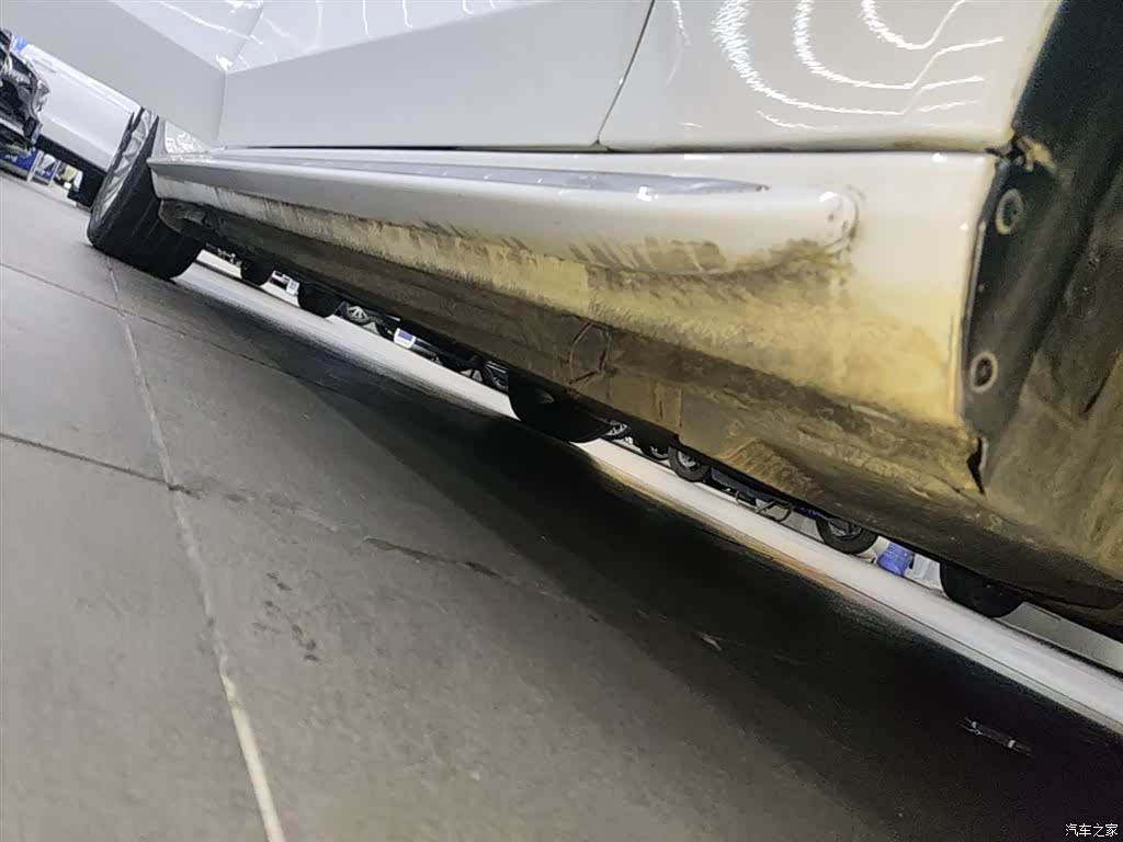Audi A4L, 2016 21