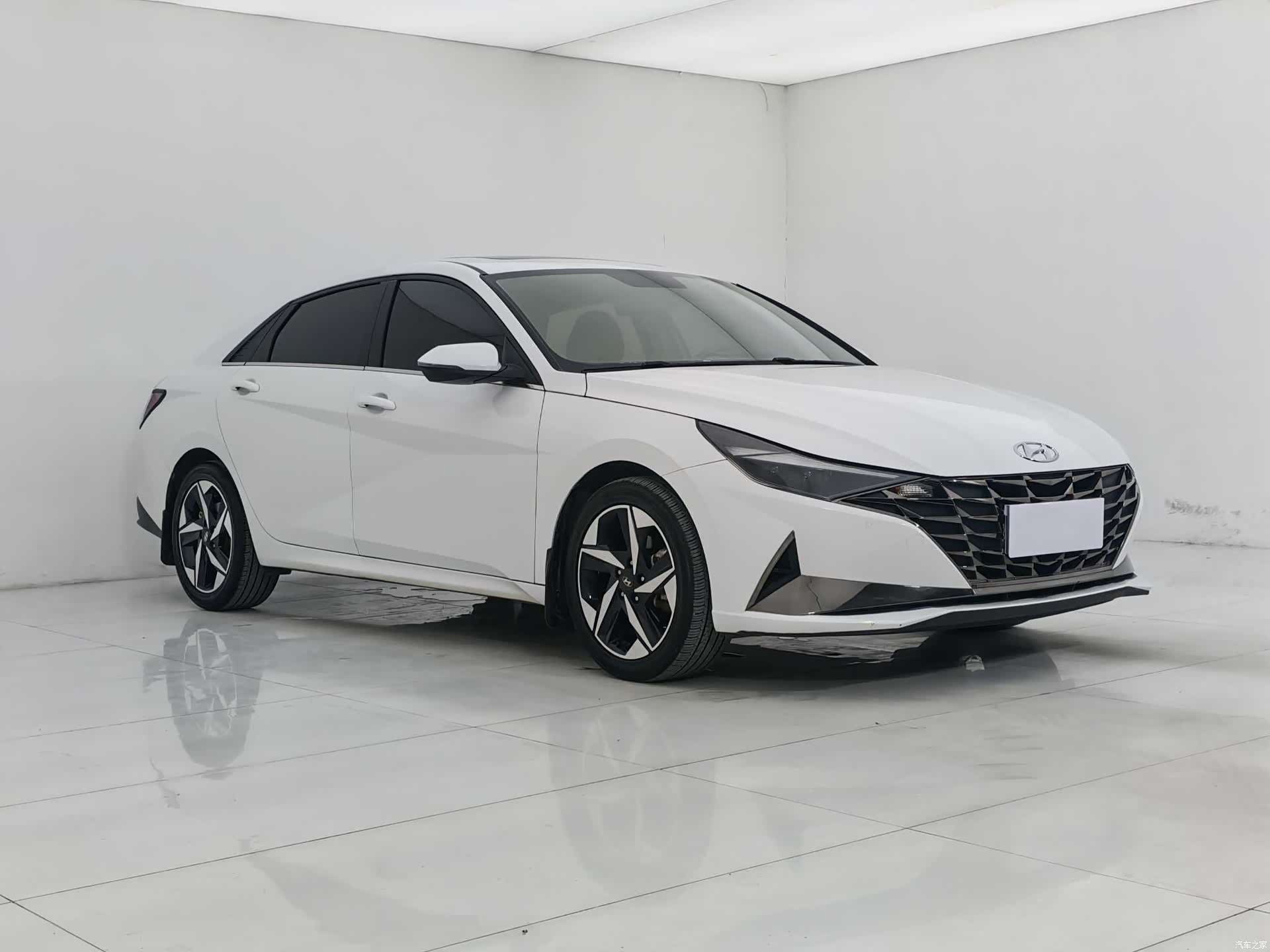 Hyundai Elantra, 2021 2
