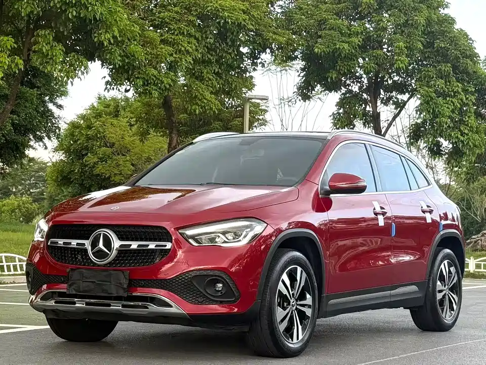 Mercedes-Benz GLA