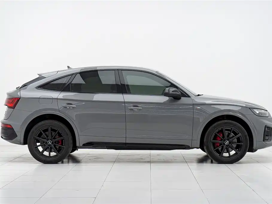 Audi Q5L Sportback