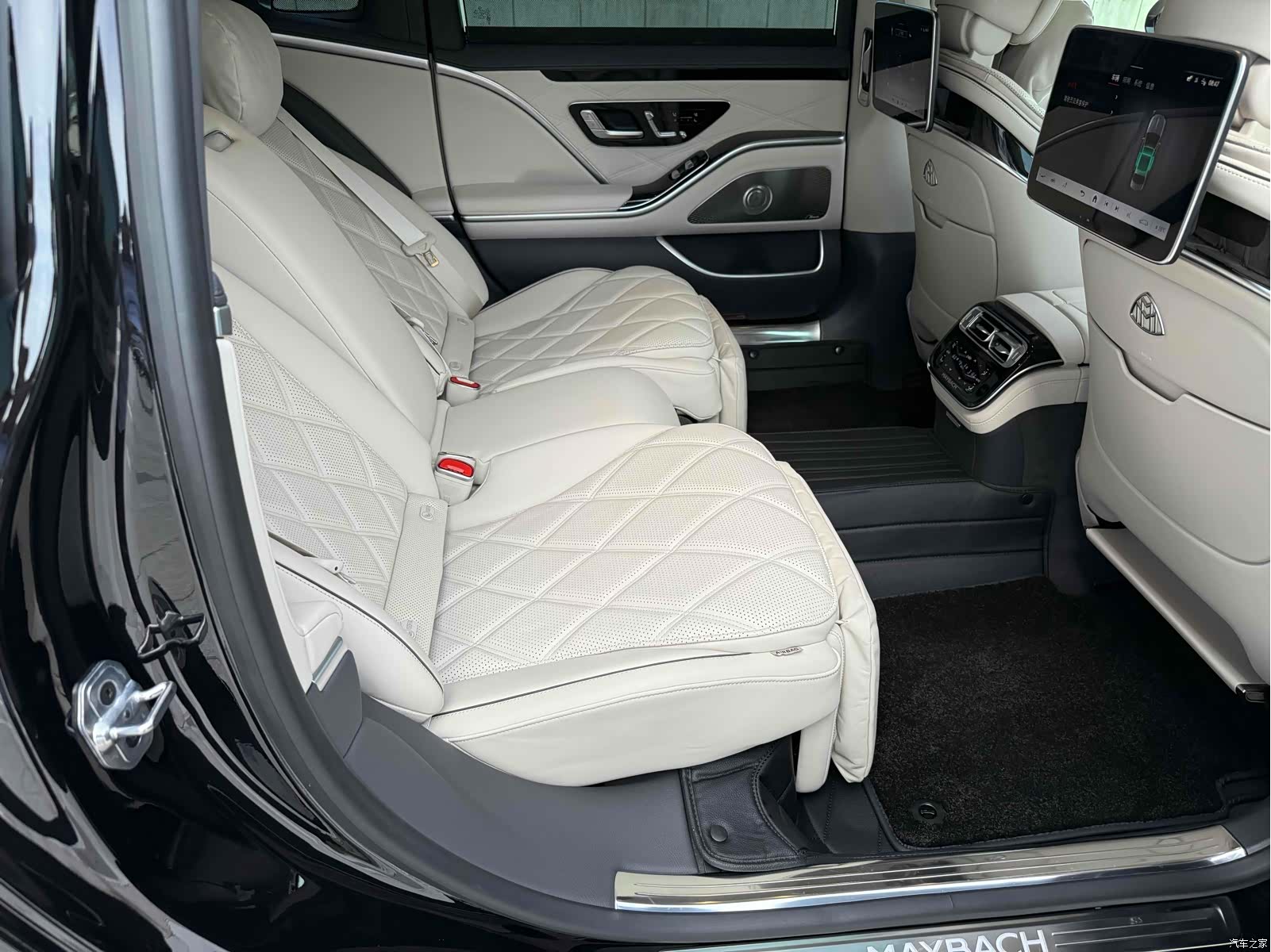 Maybach S-Class, 2024 16