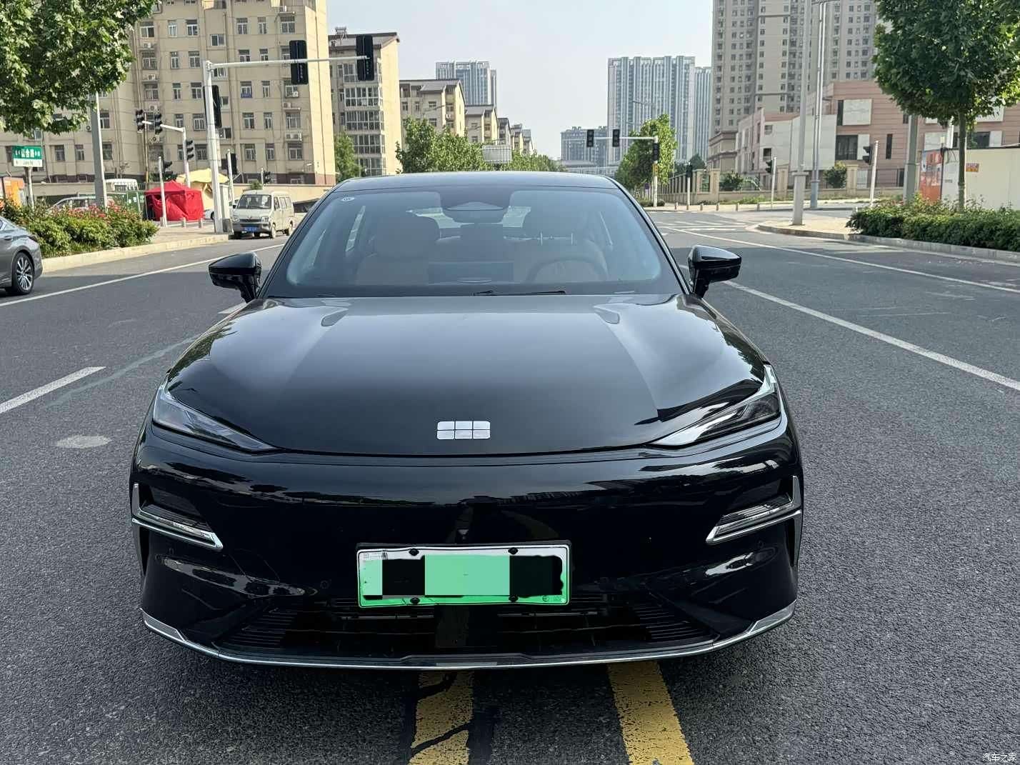 Geely 8, 2025 2