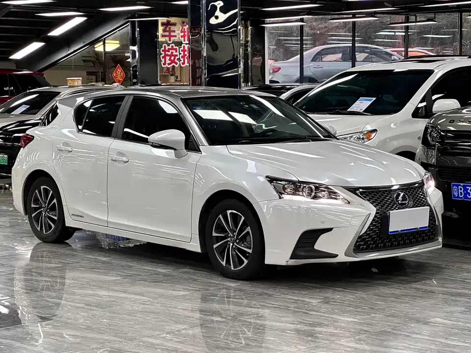 Lexus CT