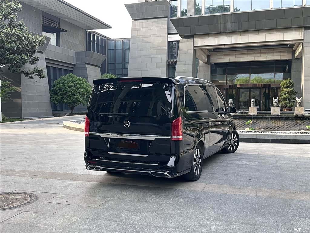 Mercedes-Benz 9, 2021 7