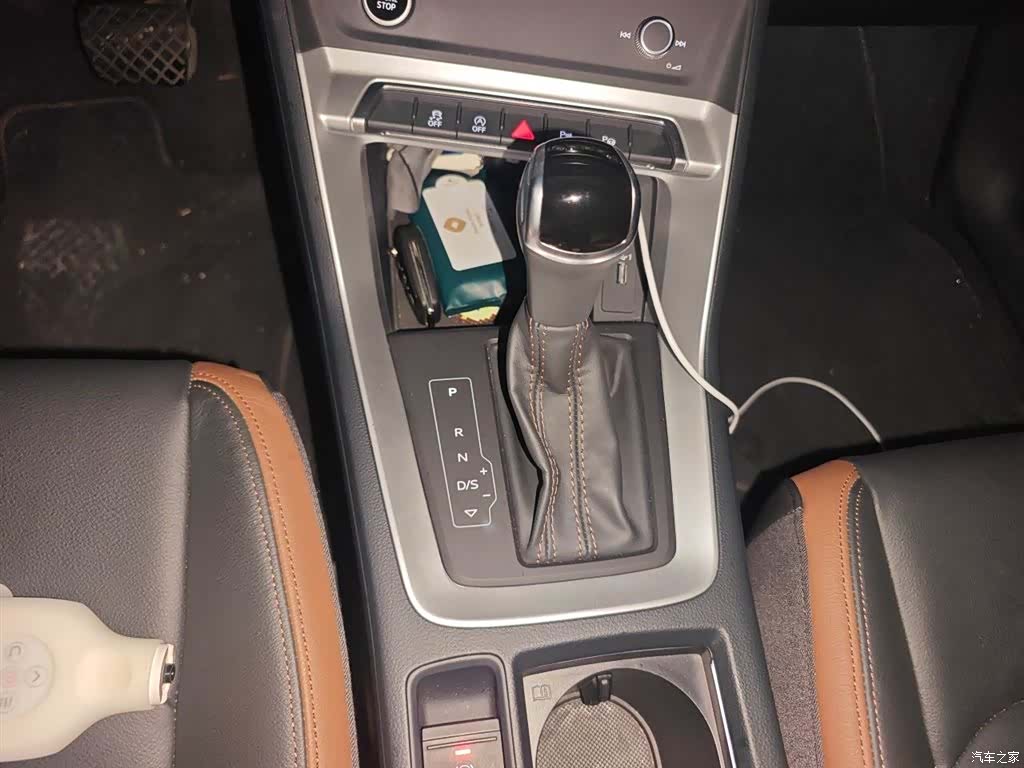 Audi Q3, 2021 10