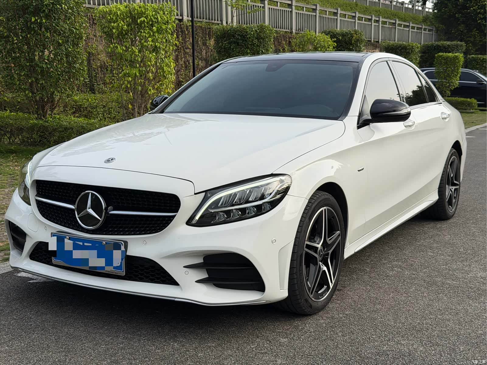 Mercedes-Benz C-Class, 2021 1