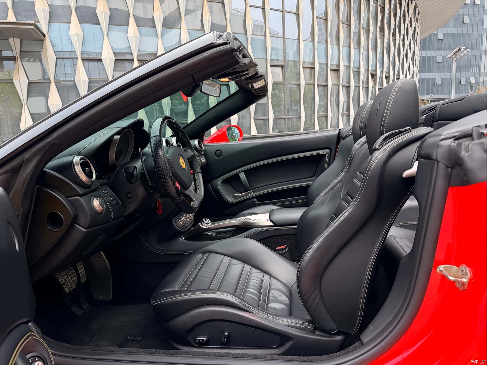 Ferrari California, 2011 10