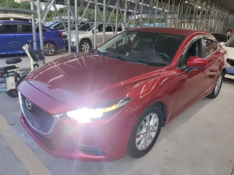 Mazda 3 Angkesaila