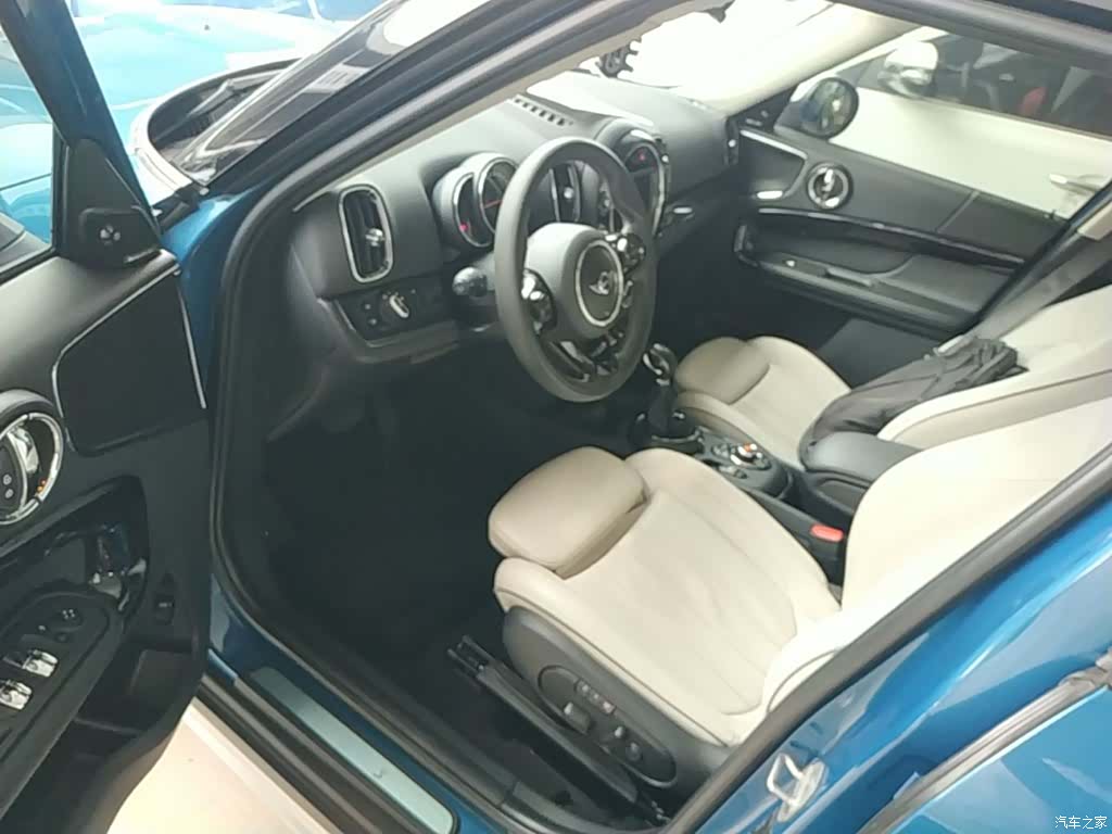 Mini Countryman, 2017 15