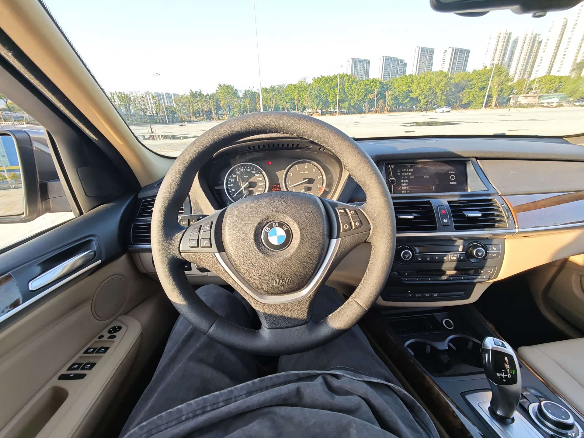 BMW X5, 2011 11