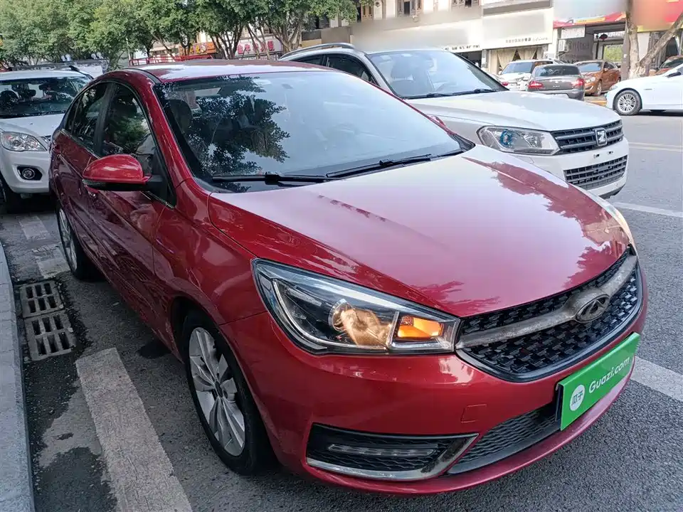 Chery Arrizo 5