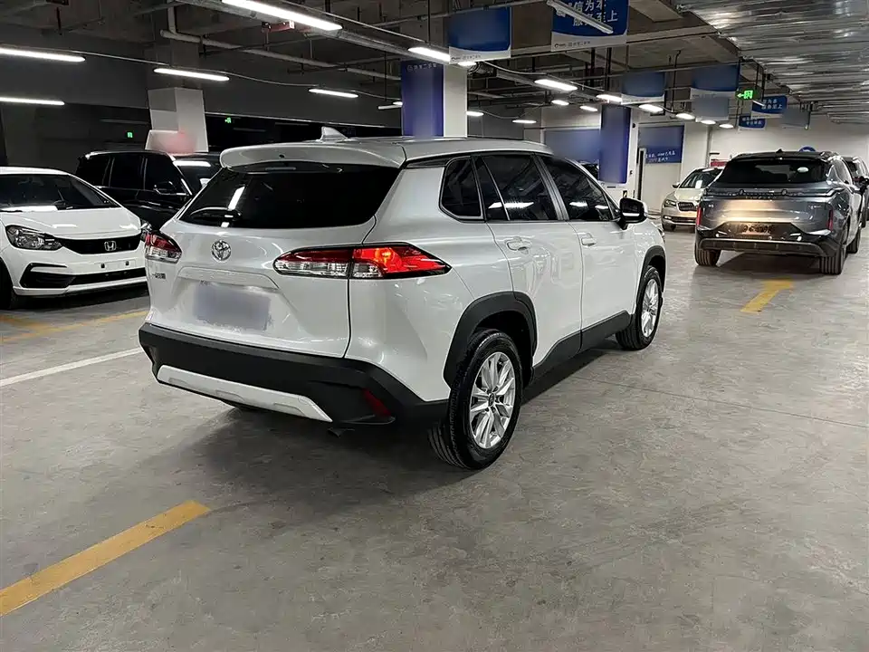 Toyota Corolla Sharp amplifier