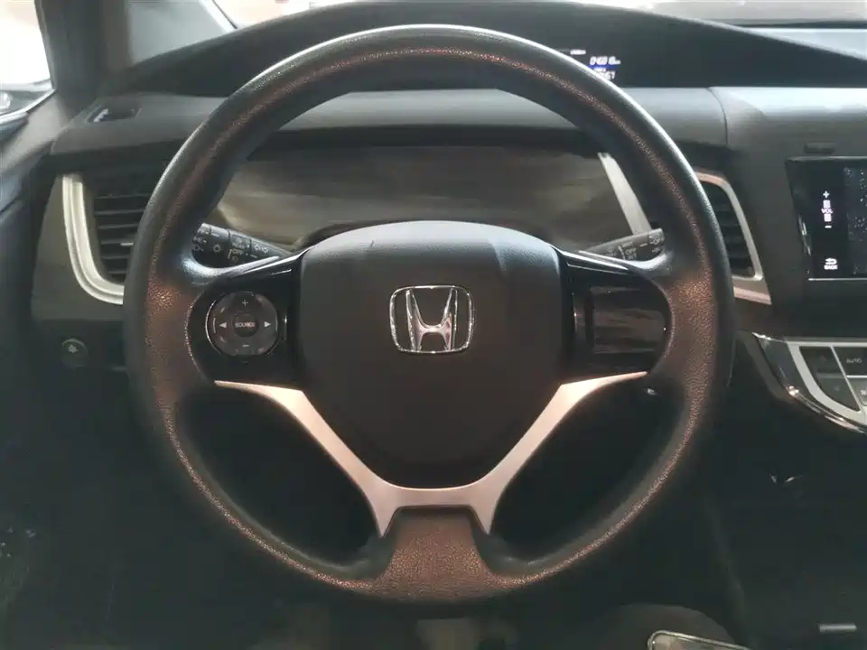 Honda Jade