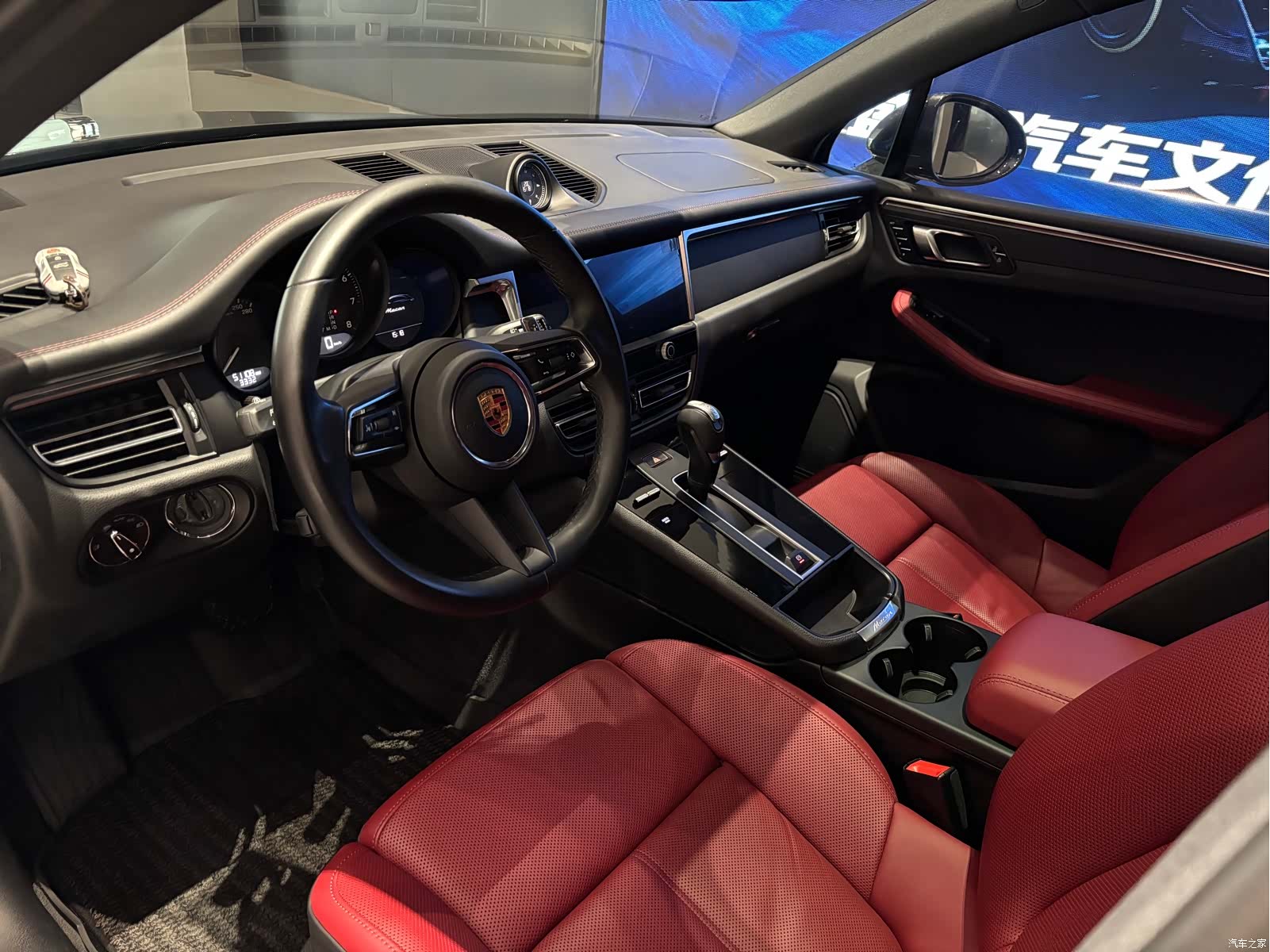 Porsche Macan, 2022 7