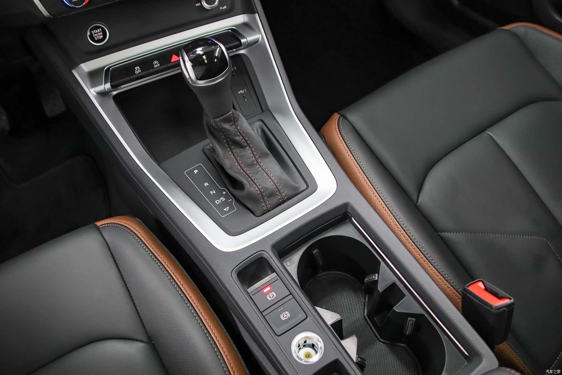 Audi Q3, 2023 11