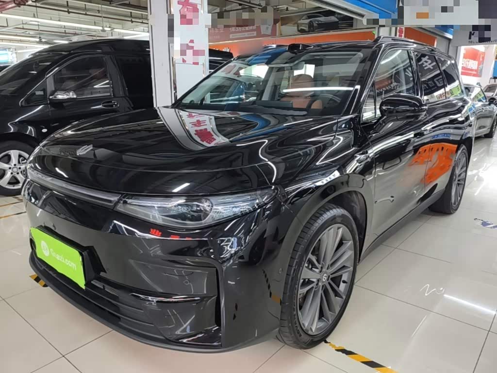 Leapmotor C16