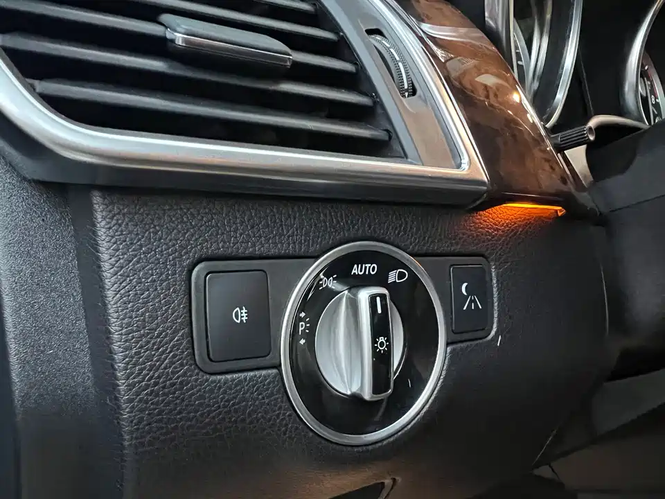 Mercedes-Benz M class