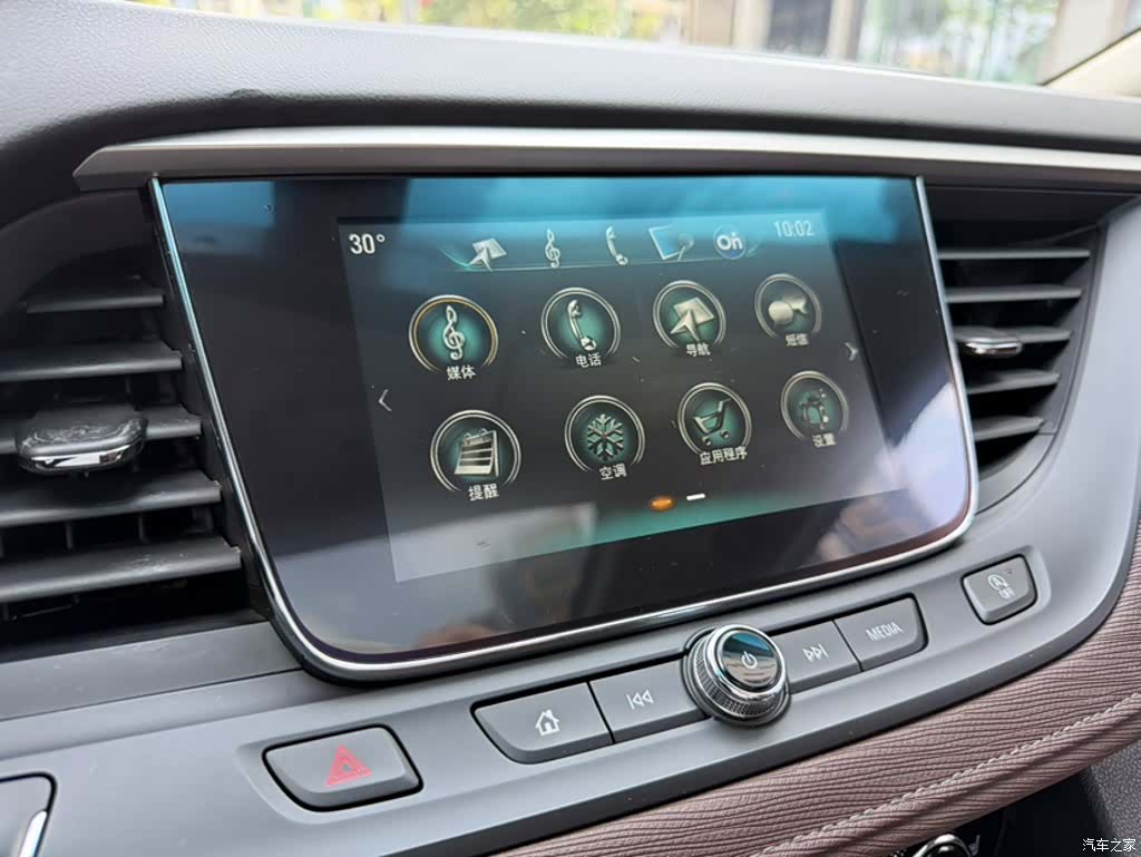 Buick GL6, 2017 21