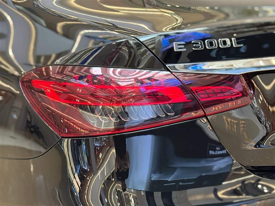 Mercedes-Benz E-class Mercedes-Benz E-class