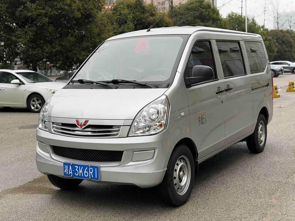 Wuling RongguangS