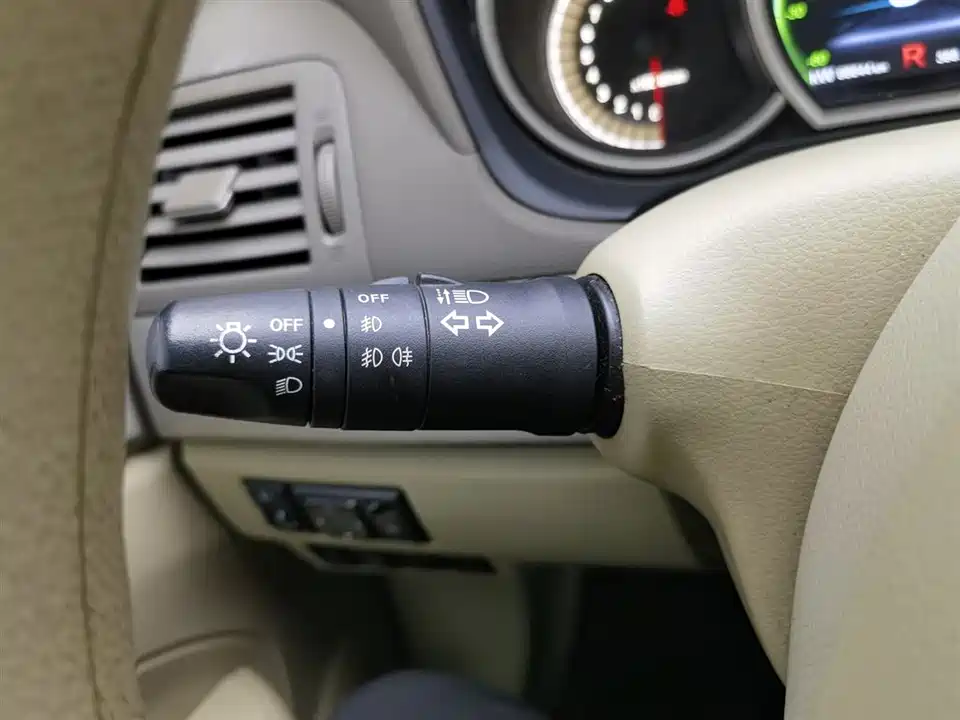 Dongfeng Junfeng E11K