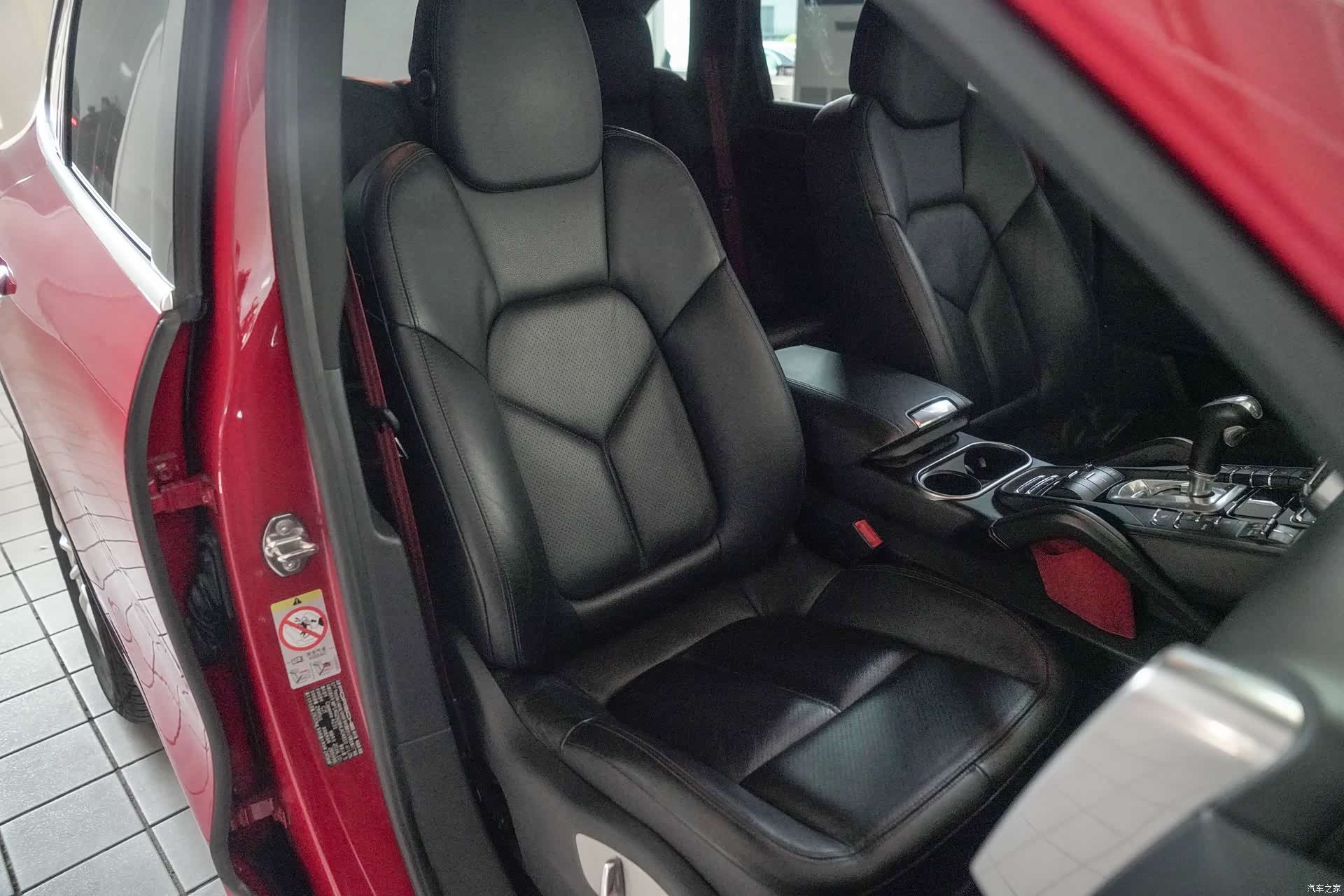 Porsche Cayenne, 2017 11